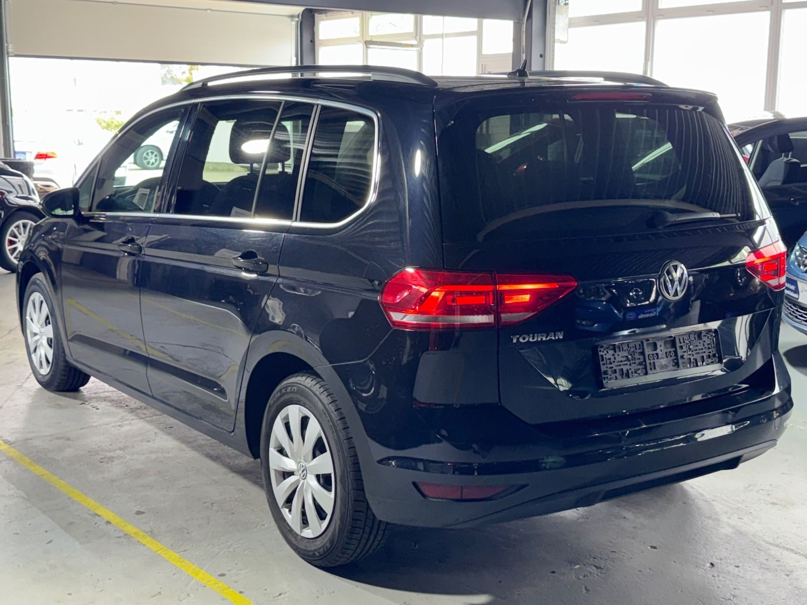 Volkswagen Touran – Bild 6