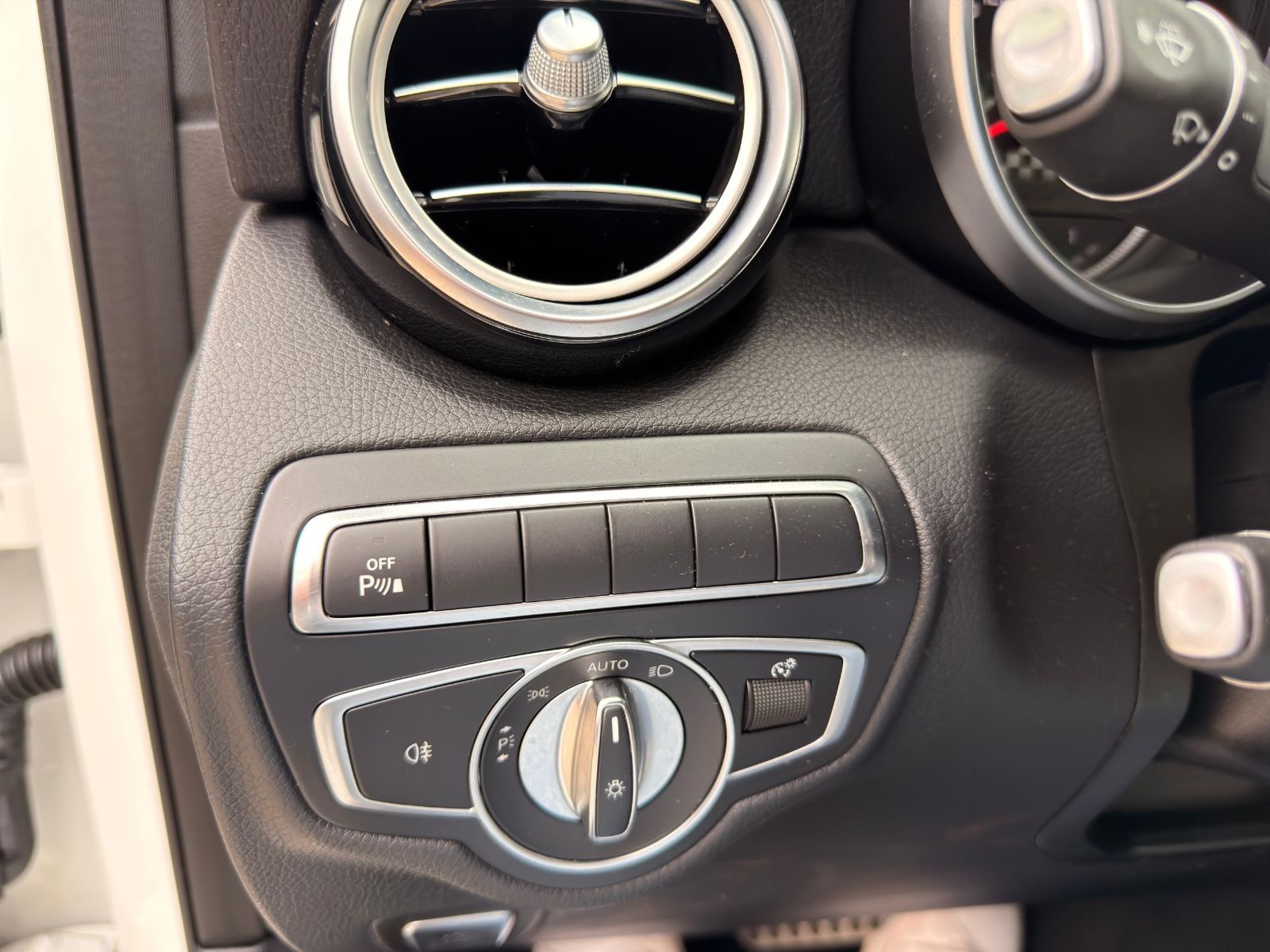 Mercedes-Benz GLC 43AMG – Foto 27