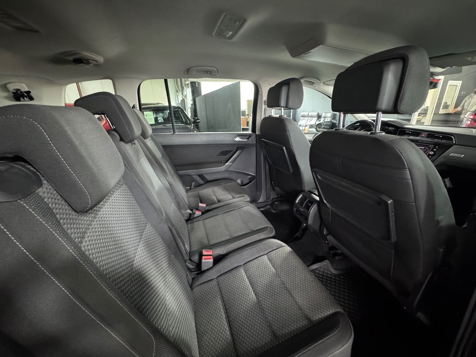 Volkswagen Touran – Bild 16