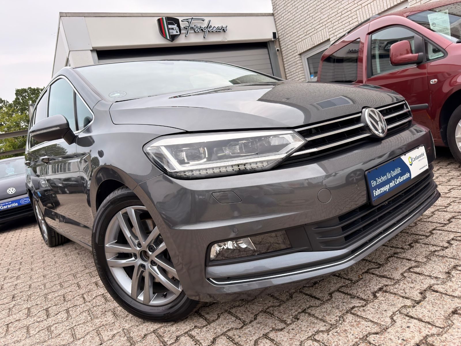 Volkswagen Touran – Foto 2