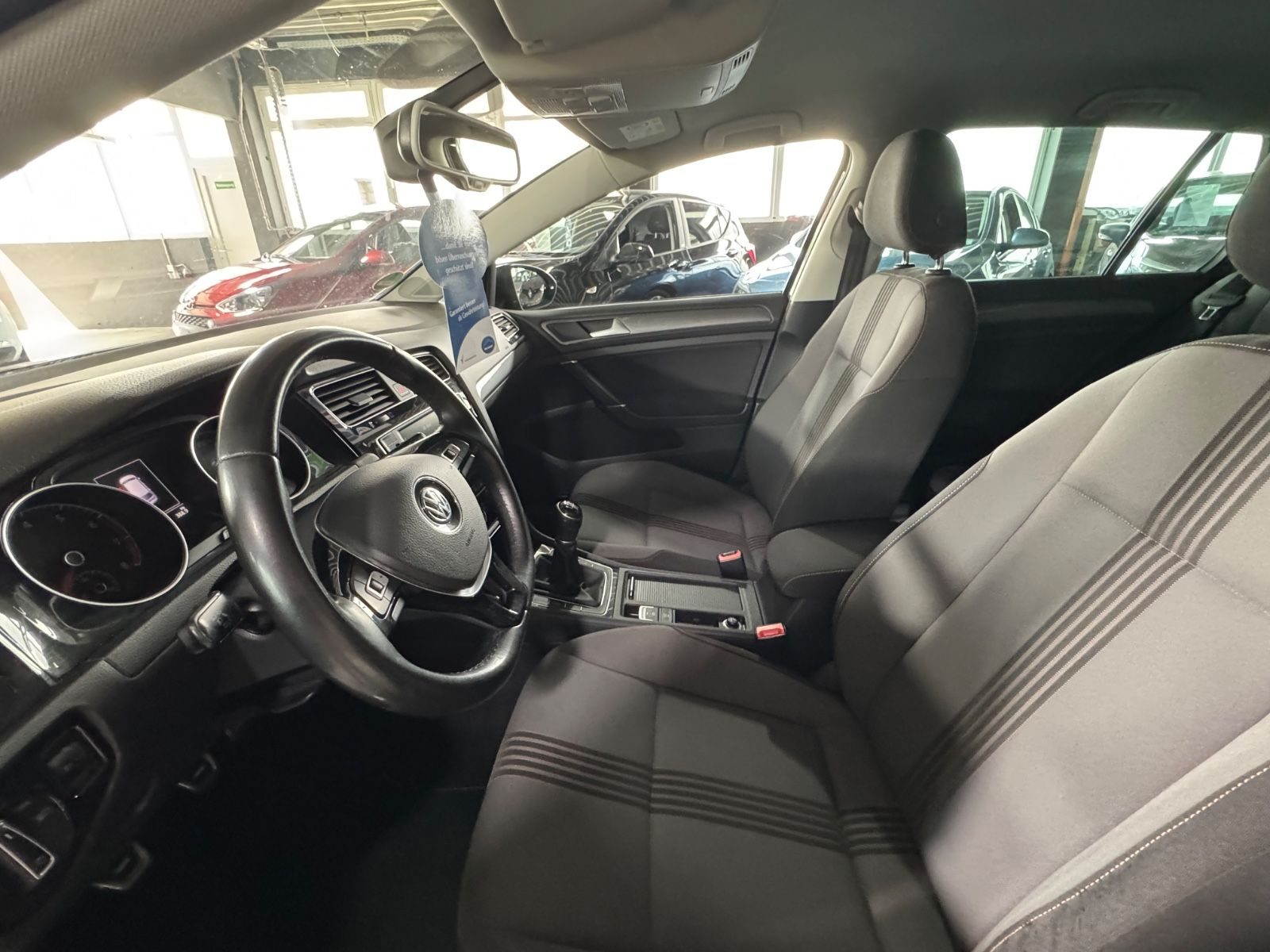 Volkswagen Golf – Foto 10