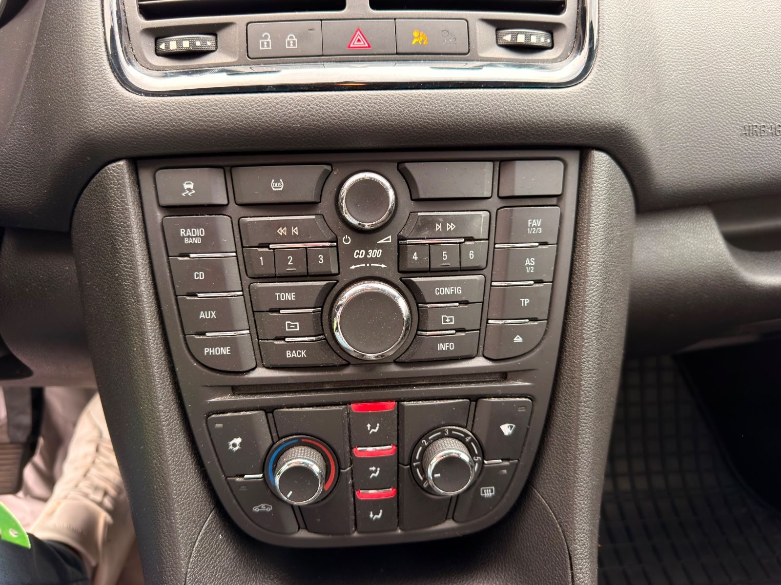 Opel Meriva – Foto 15