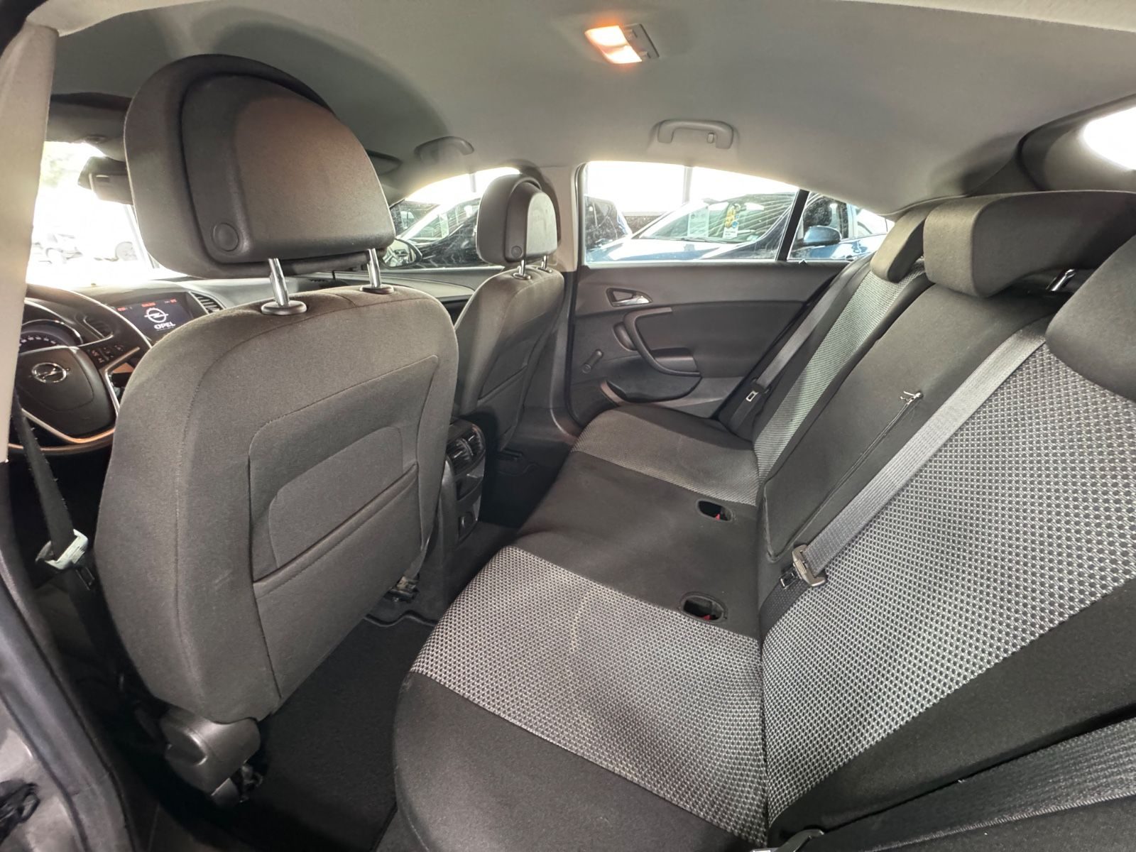 Opel Insignia – Bild 17