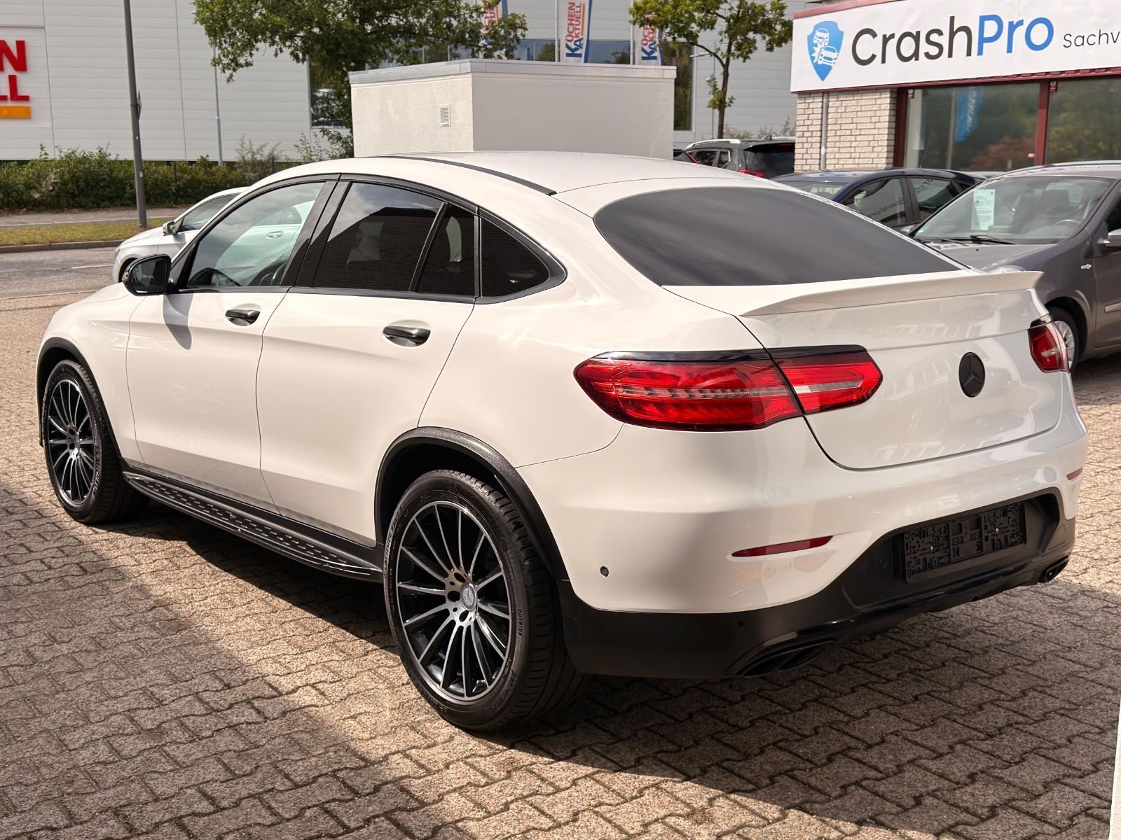 Mercedes-Benz GLC 43AMG – Foto 9