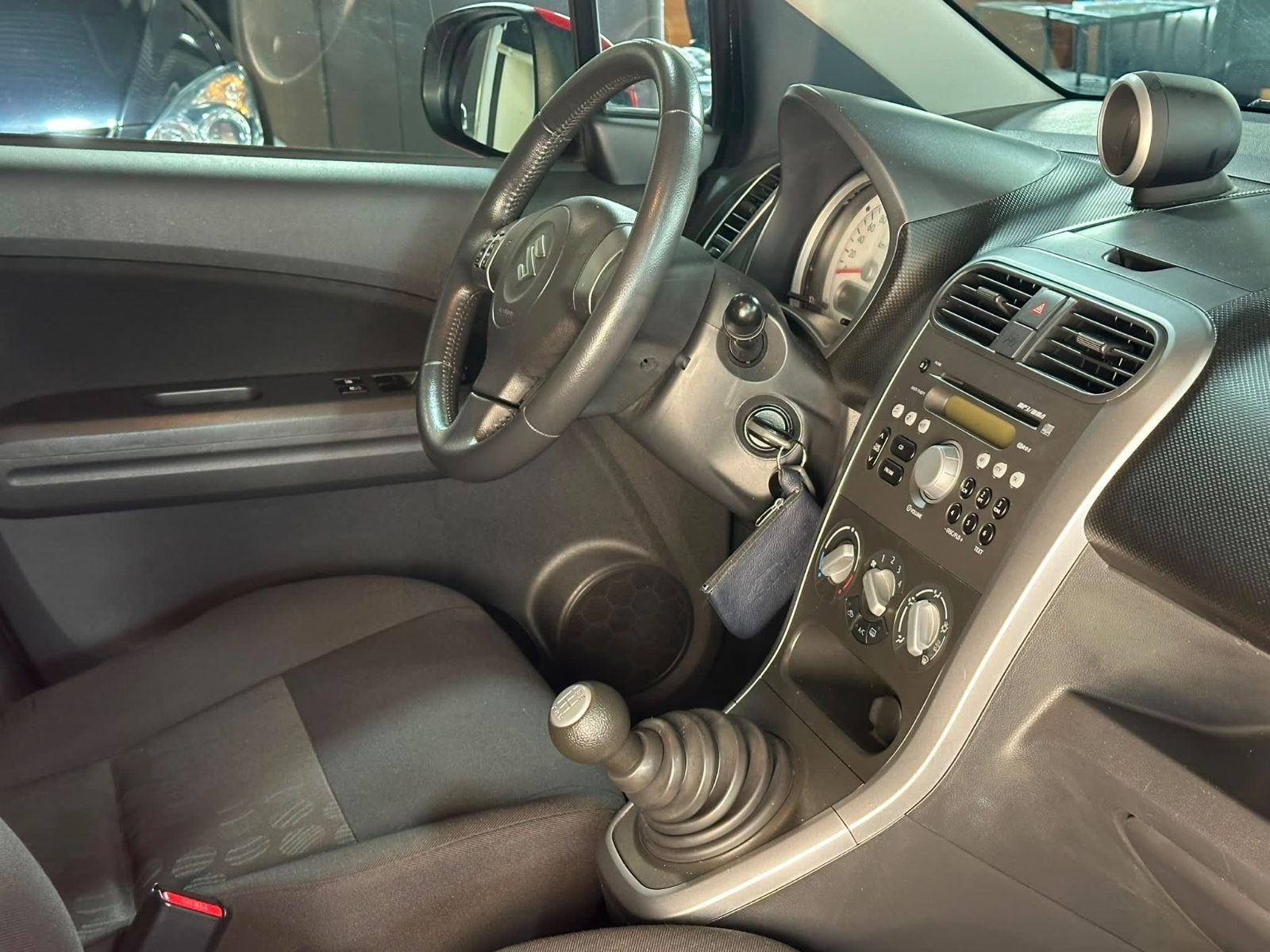 Suzuki Splash – Bild 10