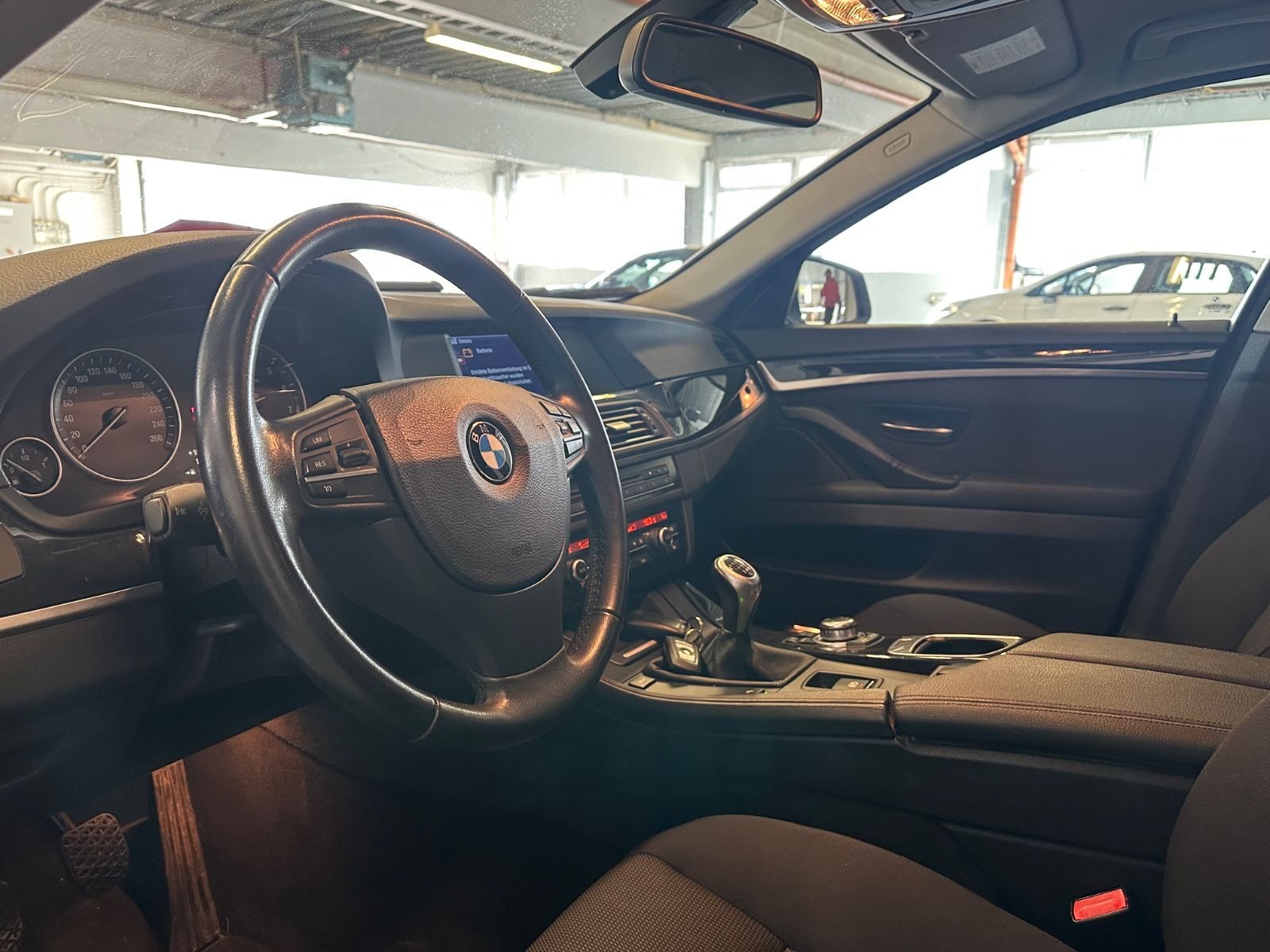 BMW 523 – Bild 5