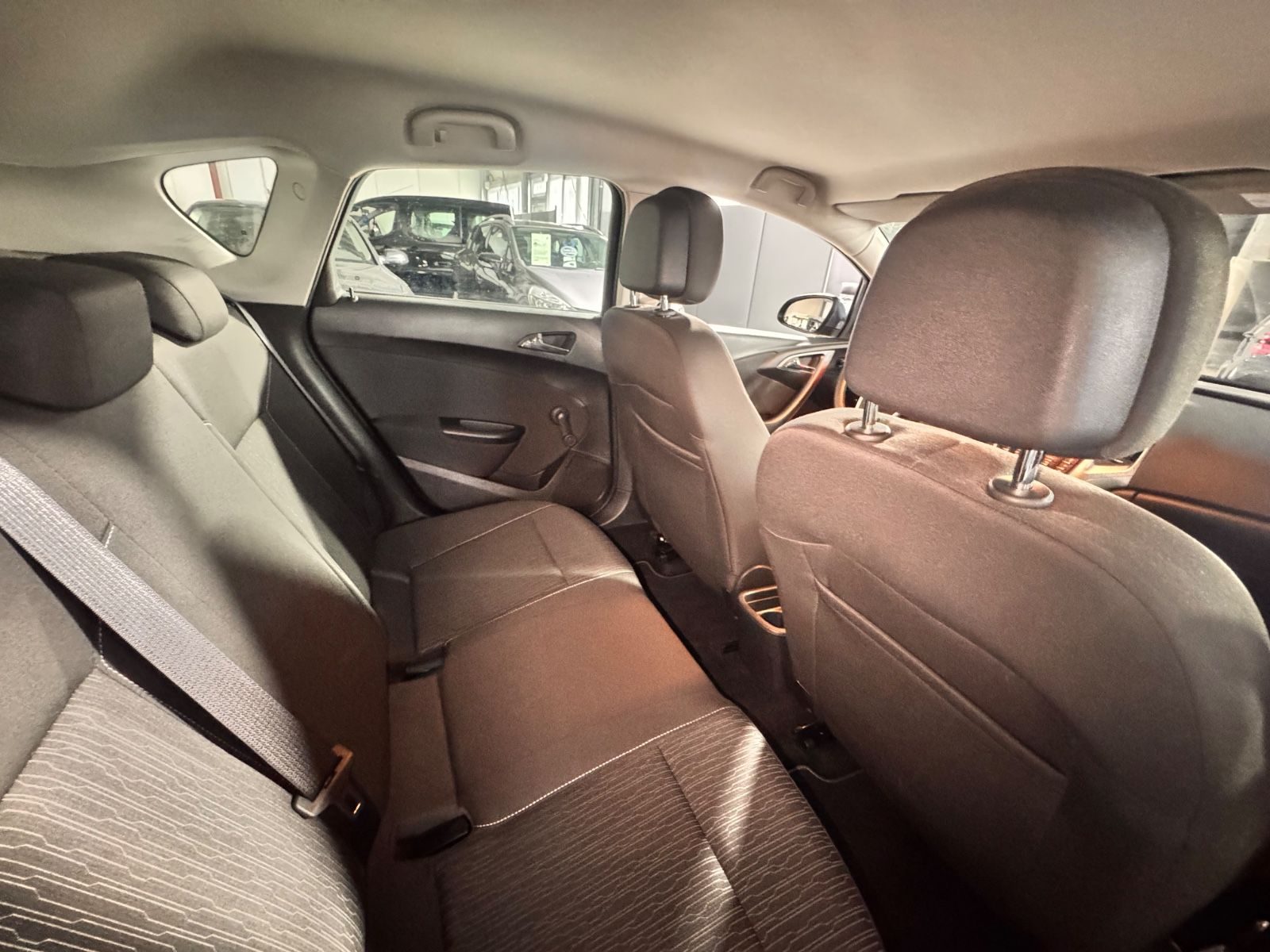 Opel Astra – Bild 17