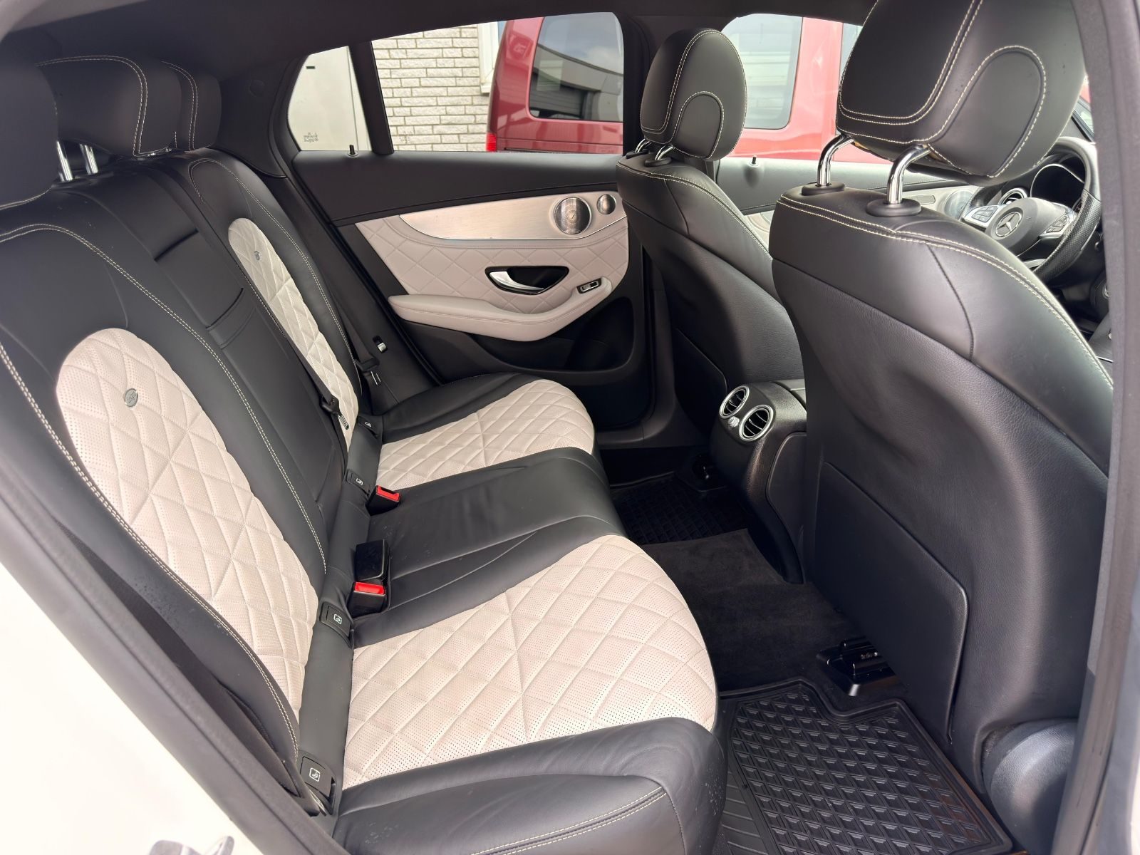 Mercedes-Benz GLC 43AMG – Foto 14