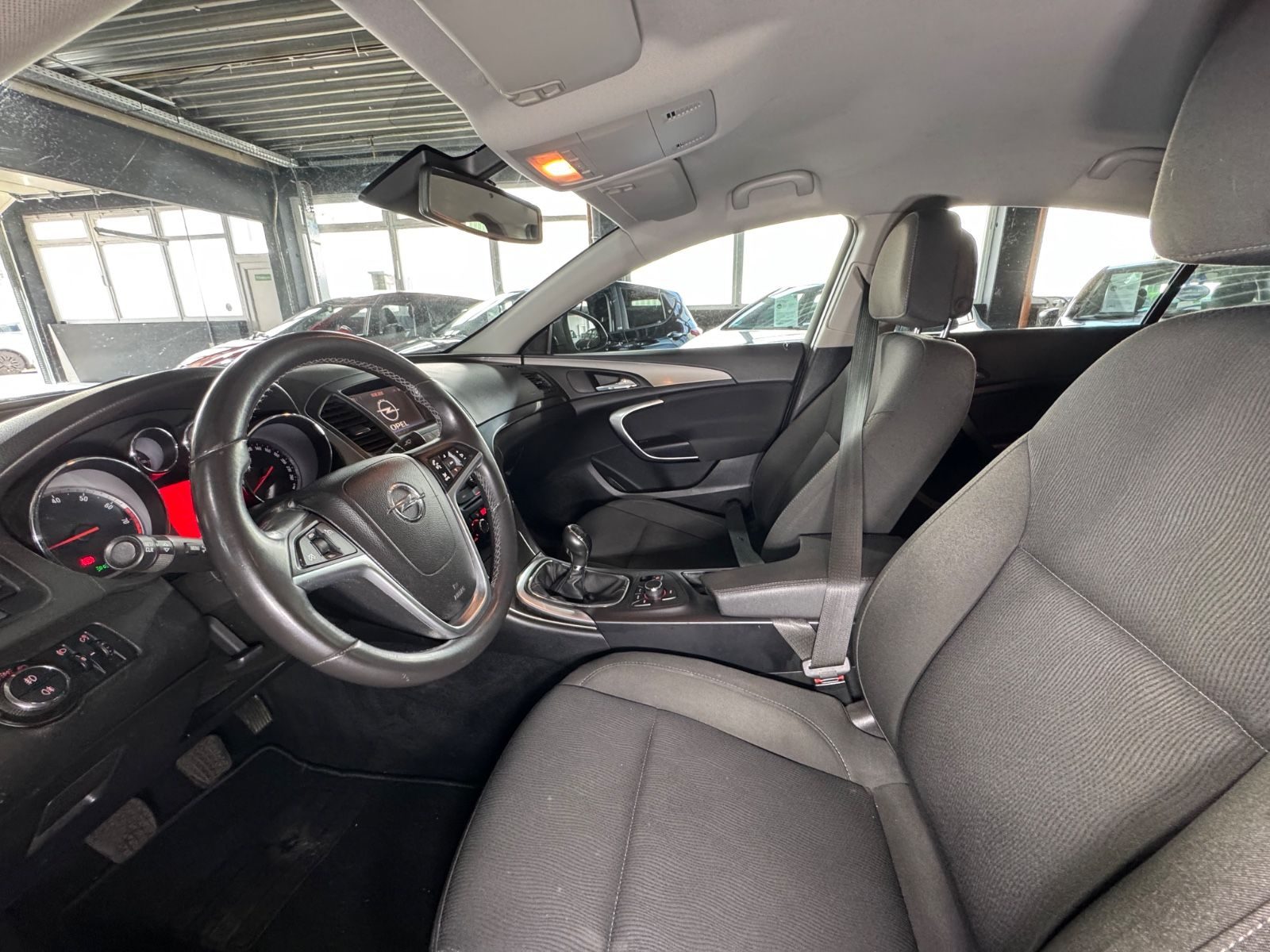Opel Insignia – Bild 10