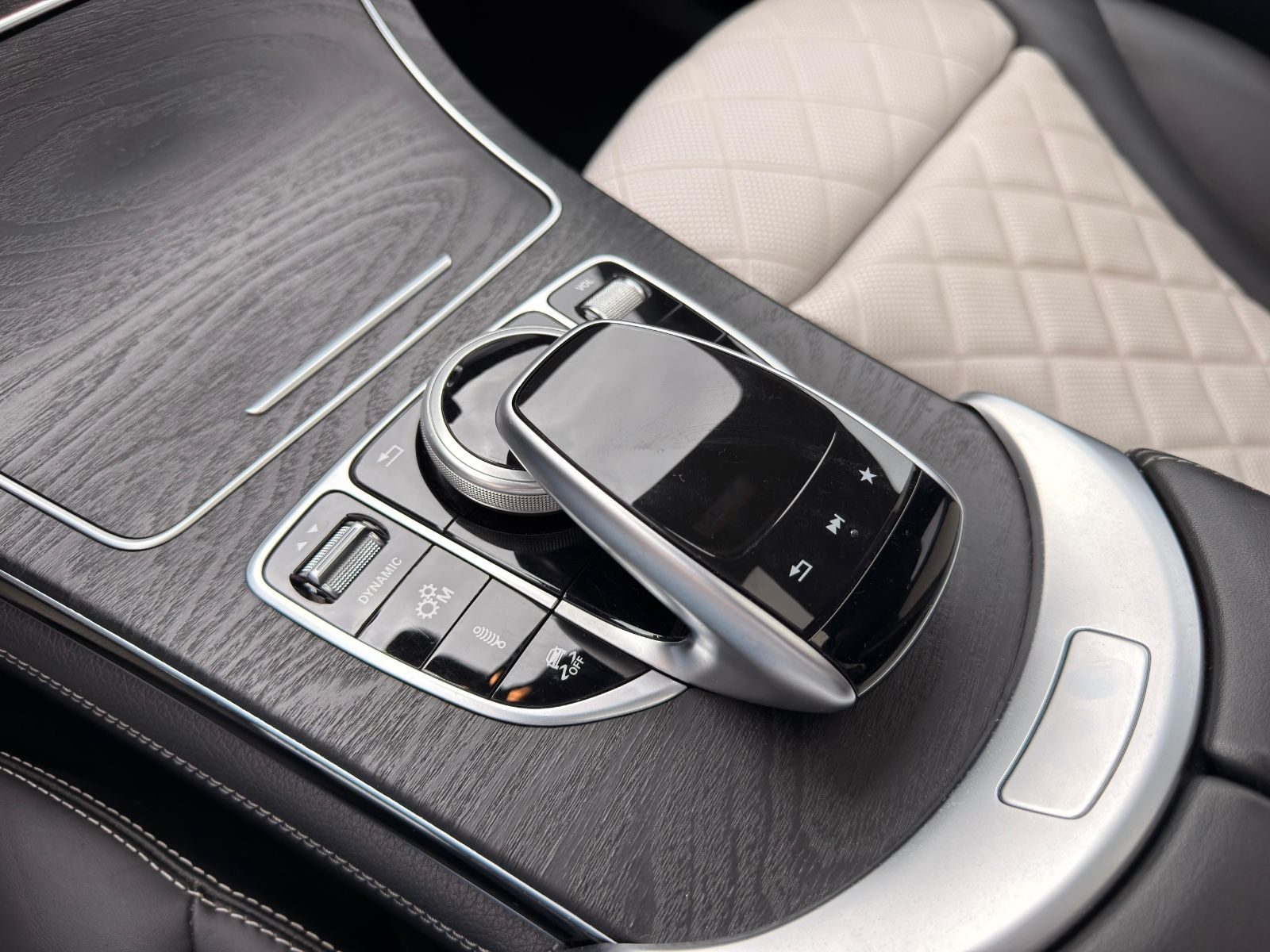 Mercedes-Benz GLC 43AMG – Foto 26