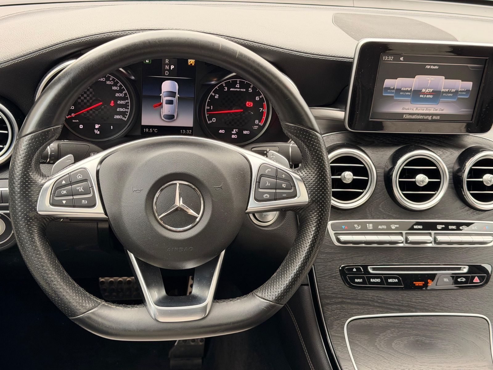 Mercedes-Benz GLC 43AMG – Foto 18